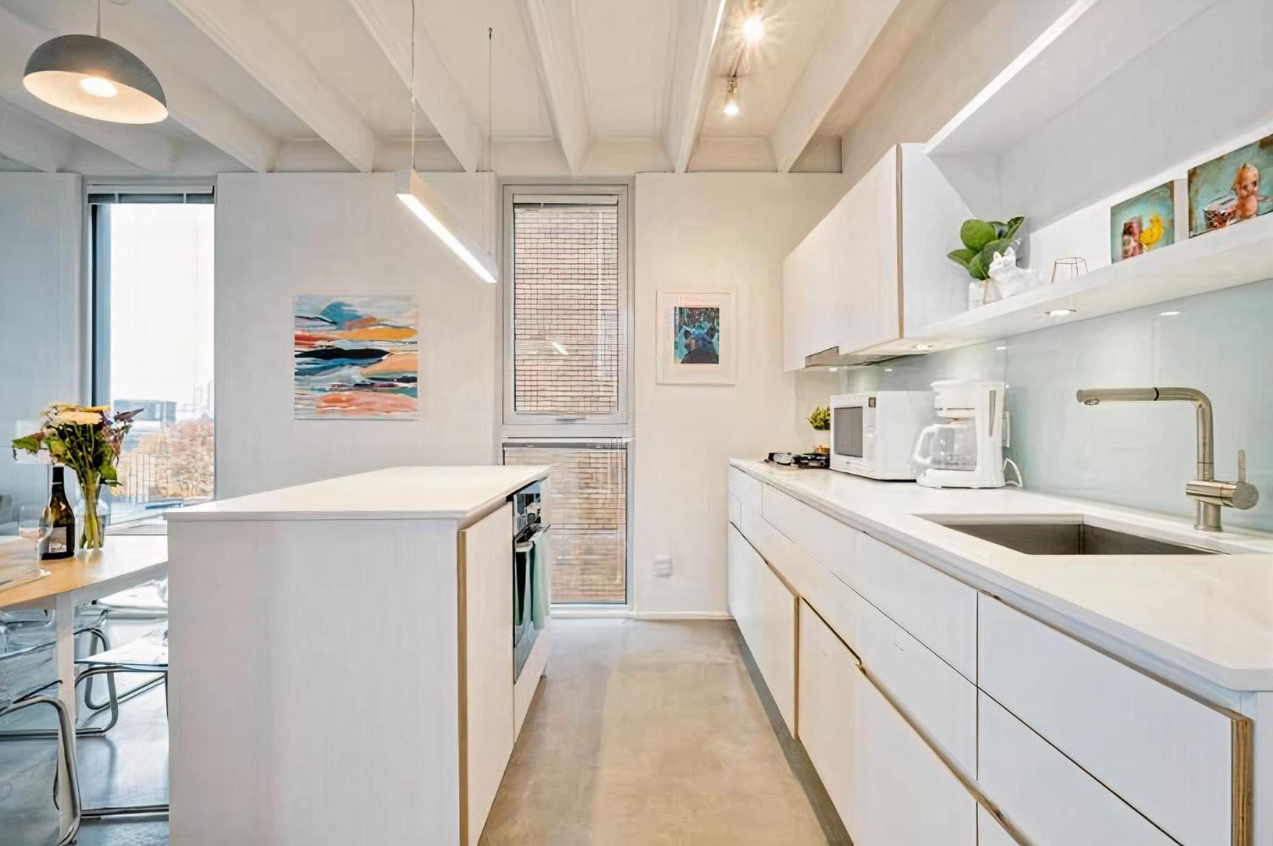 Modern, Bright & Central 1-Bed Downtown Apt Close To Rogers Arena Vancouver Exterior foto